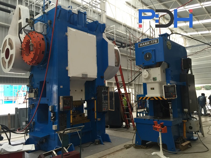 pressa per forgiatura pdh da 1000 tonnellate