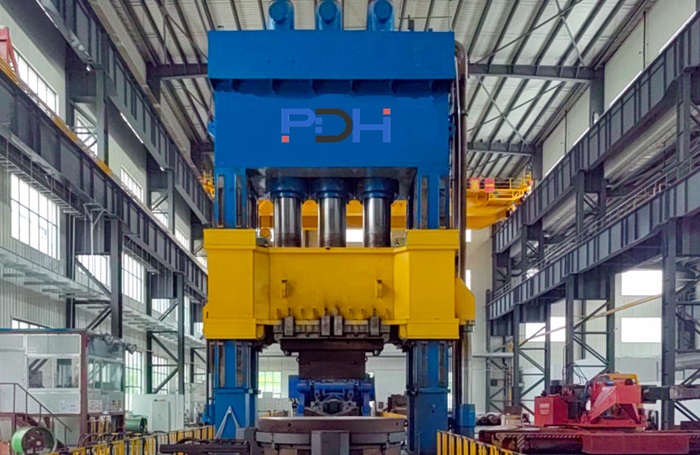 pressa idraulica per forgiatura libera pdh