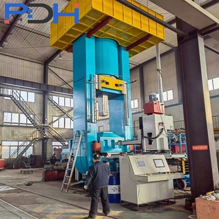 pdh 8000T titanyum sünger hidrolik presler