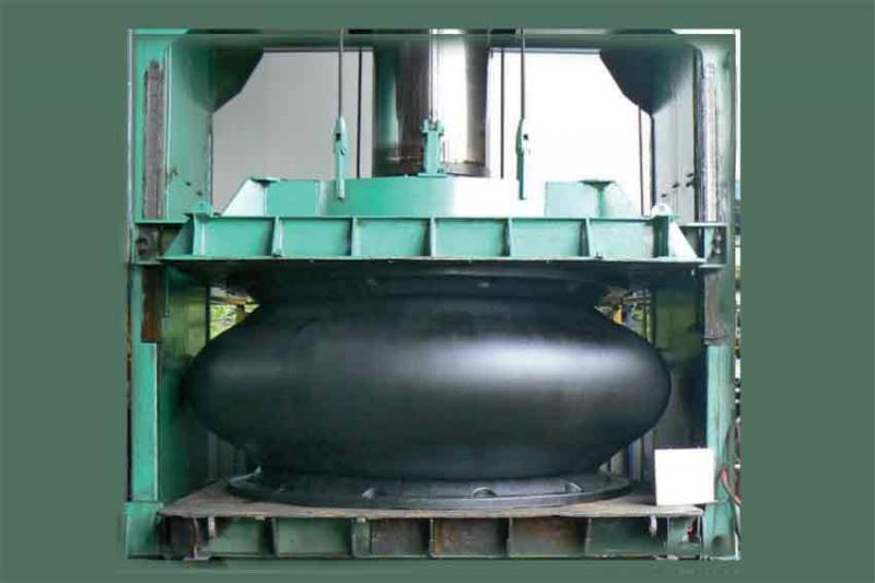 pressa per collaudo parabordi in gomma per imbarcazioni pdh