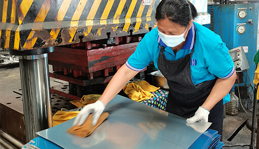 kitchen sink manufacturing process