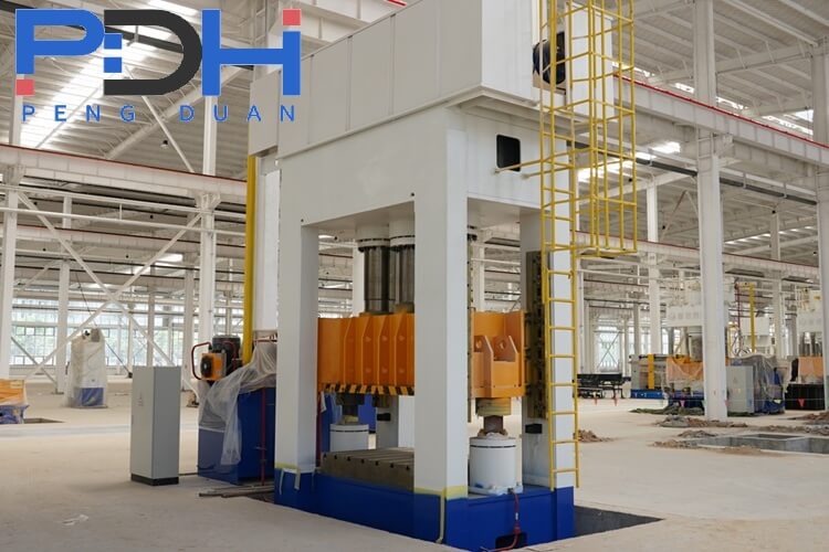 2000-ton hydraulic press for FRP cooling tower fan stack molding