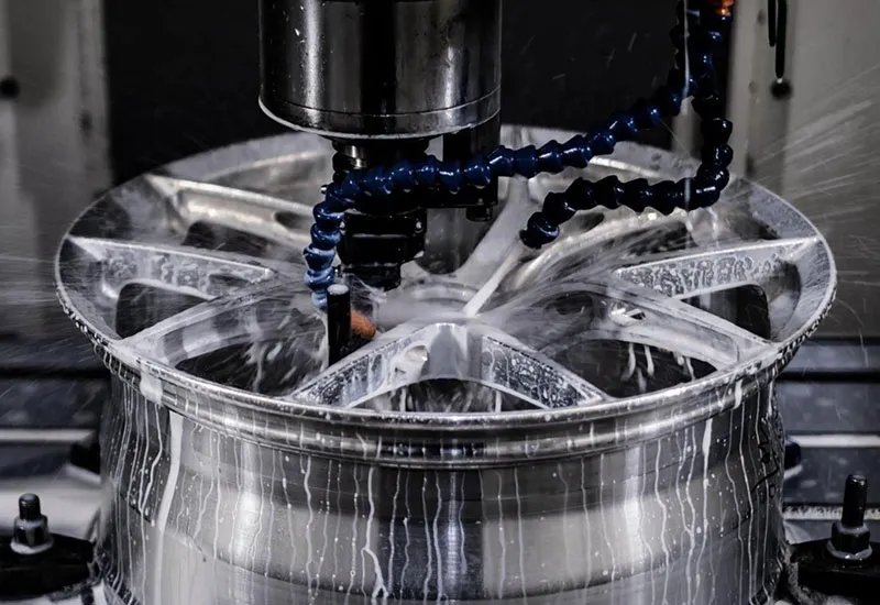 Solution de forgeage de roues en alliage d'aluminium, acier au carbone et acier allié